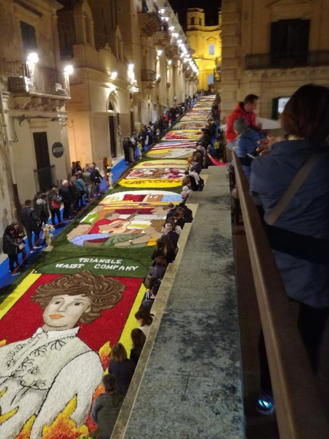 Casa Maglad Villa Noto Bagian luar foto